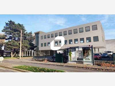 A louer Bureaux 135m² Wasquehal