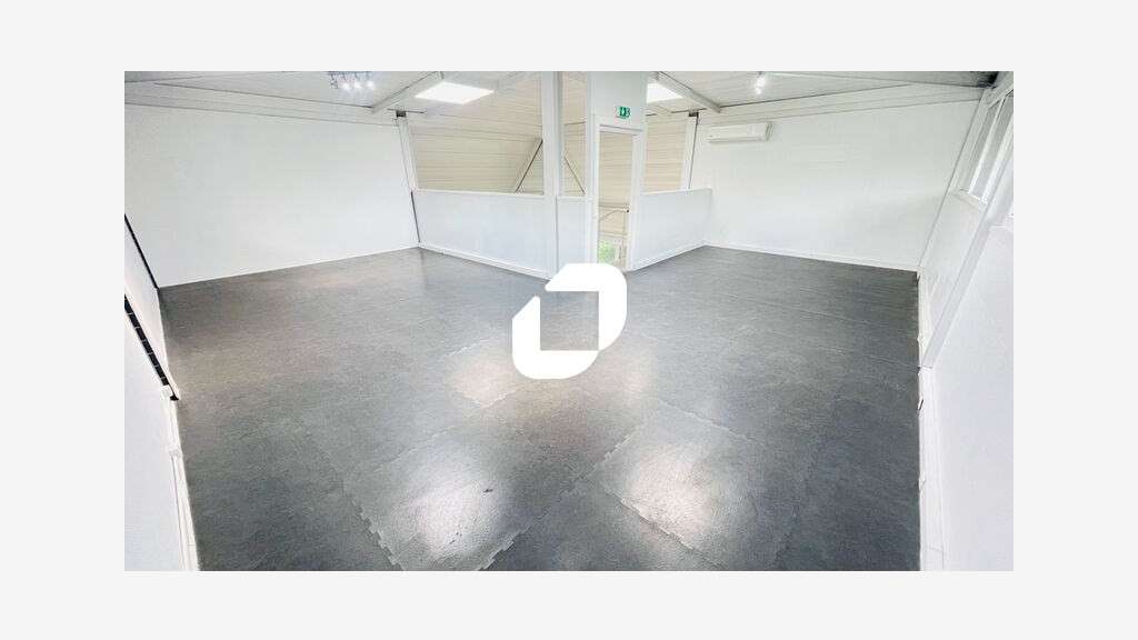 A louer Bureaux 235m² Wasquehal