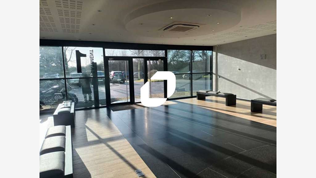 A louer Bureaux 444m² Wasquehal