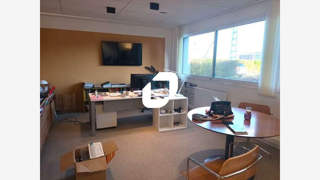 A louer Bureaux 444m² Wasquehal