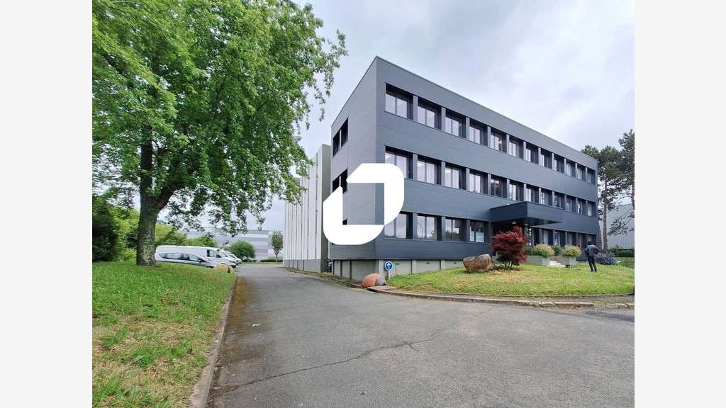 A louer Bureaux 511m² Wissous
