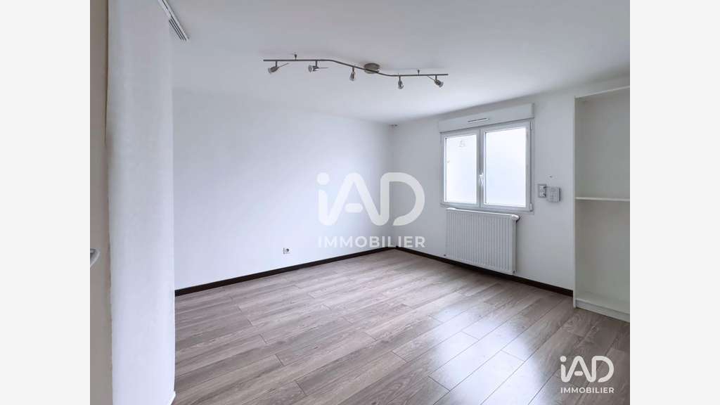 A louer bureau 15m² à Yerres quartier du Taillis