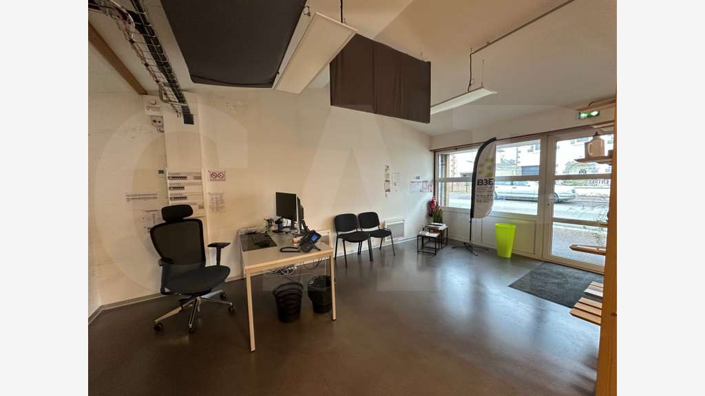 A louer bureaux de 120m² à Yffiniac