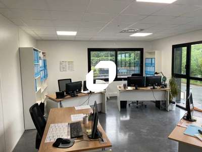 Location Bureaux à Yvrac