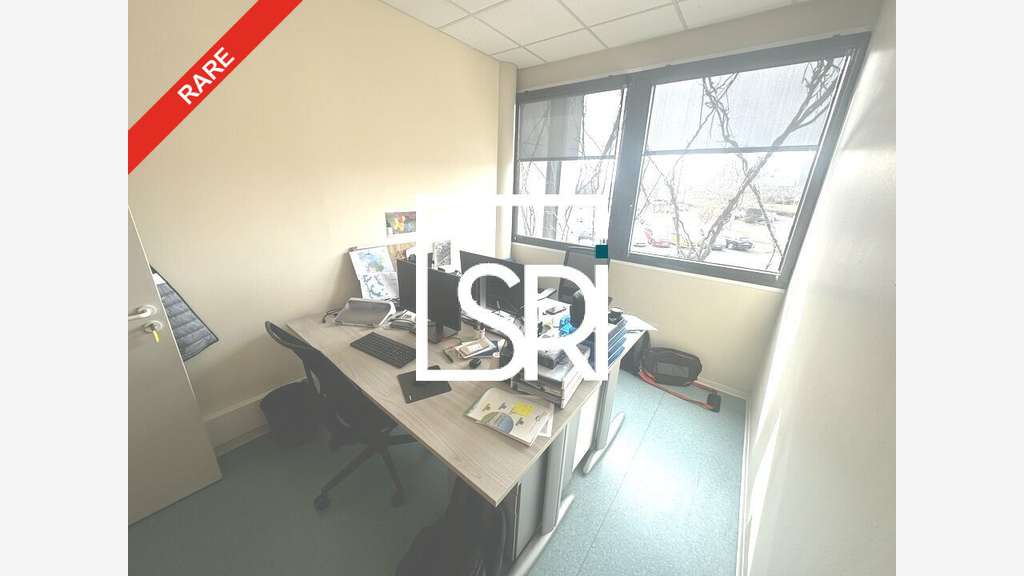 Bureaux meublés de 10 à 111m² à louer Aubière