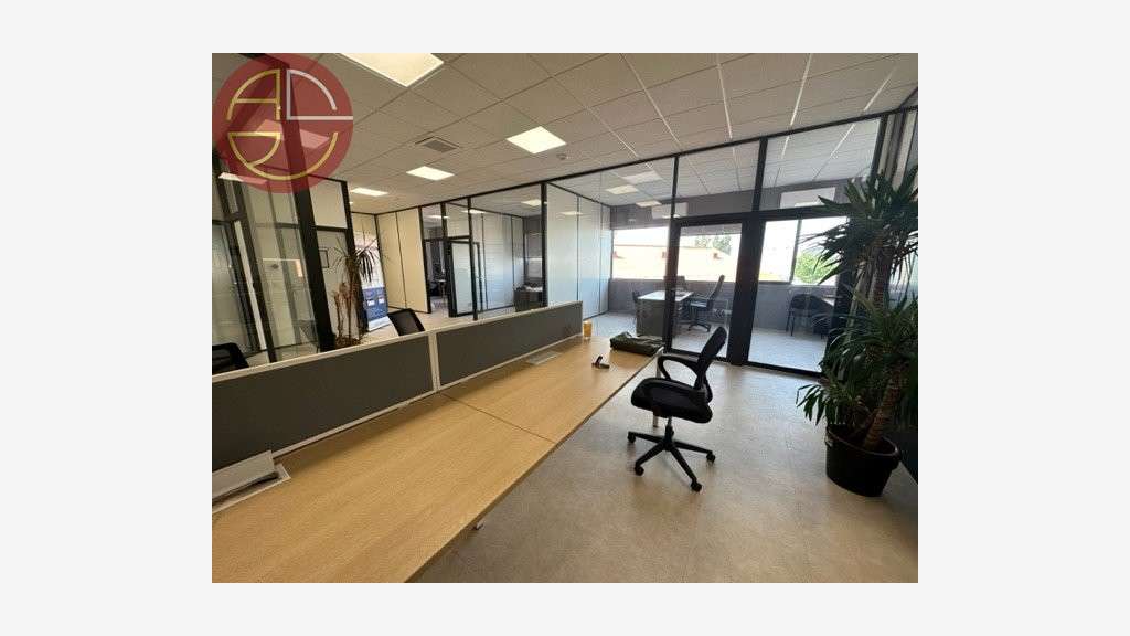 A louer bureaux 290m² Toulouse Nord Est Gramont