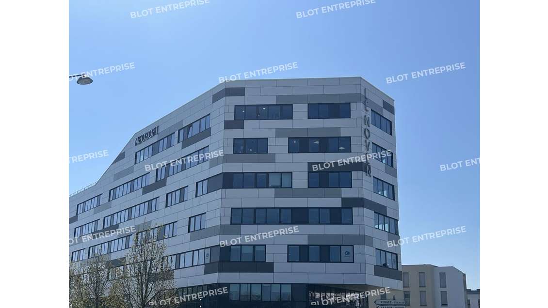 A louer bureaux 440m² R+3 ZAC St Sulpice Rennes