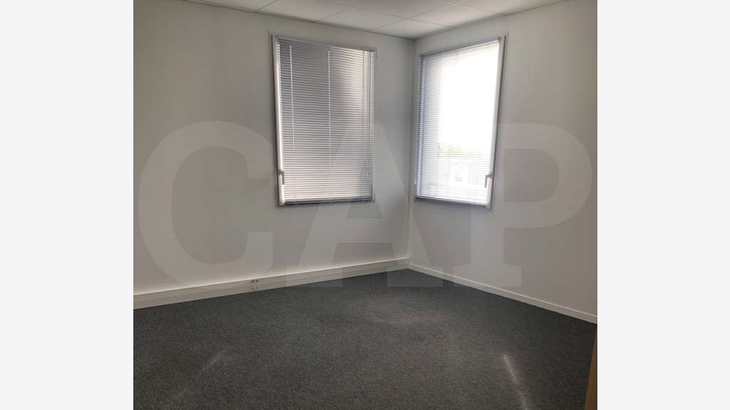 A louer bureaux 140m² ZI de Kerpont Lanester