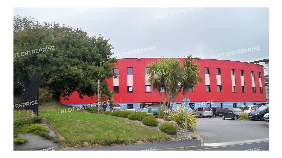 Bureaux 508m² ERP à Guipavas zone de Kergaradec