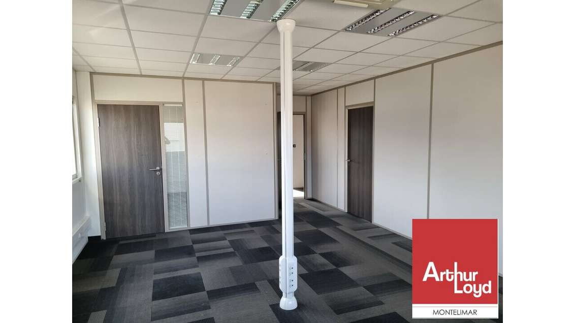 Bureaux 130m² à louer emp stratégique Pierrelatte