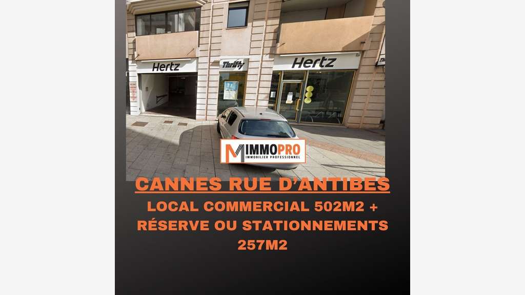 Loue local commercial 765m² à Cannes rue d'Antibes