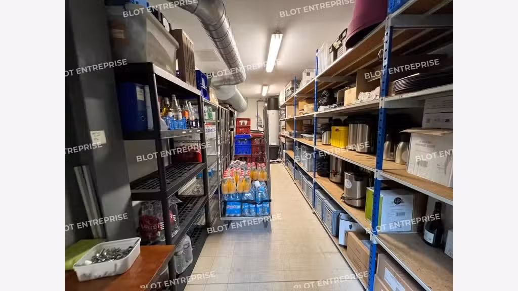 A louer cellule d'activités 200m² à Cesson-Sévigné