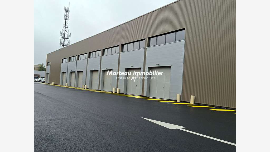 A louer cellule artisanale 85m² zone Nord du Mans