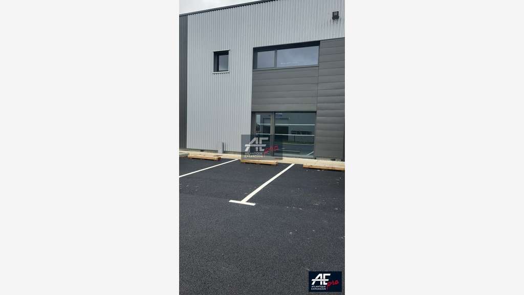 A louer cellule artisanale 191m² ZA proche Savenay