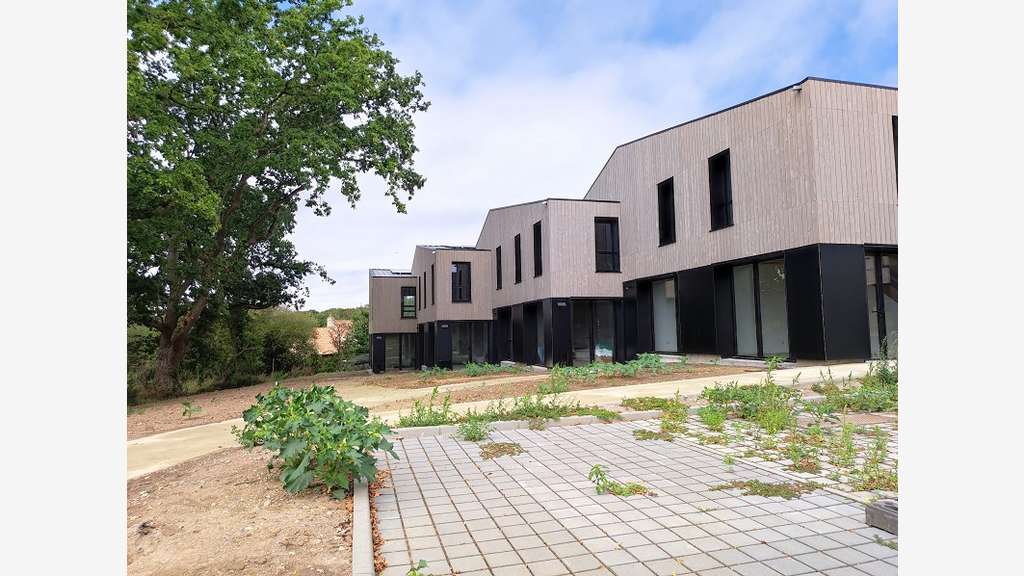 A louer cellule d'activité 248m² à Pornichet