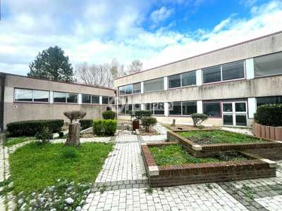 A louer cellule 50m² à Saint-Gobain