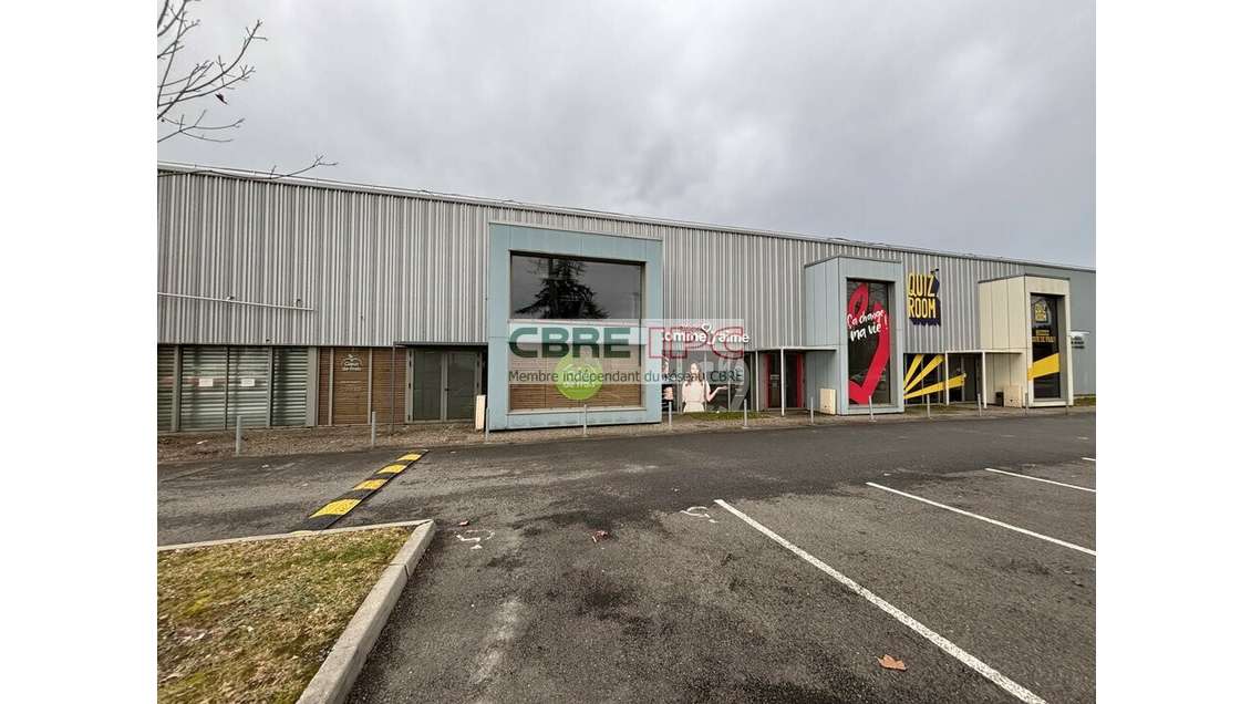 Location cellule 506m² divisible à Pau