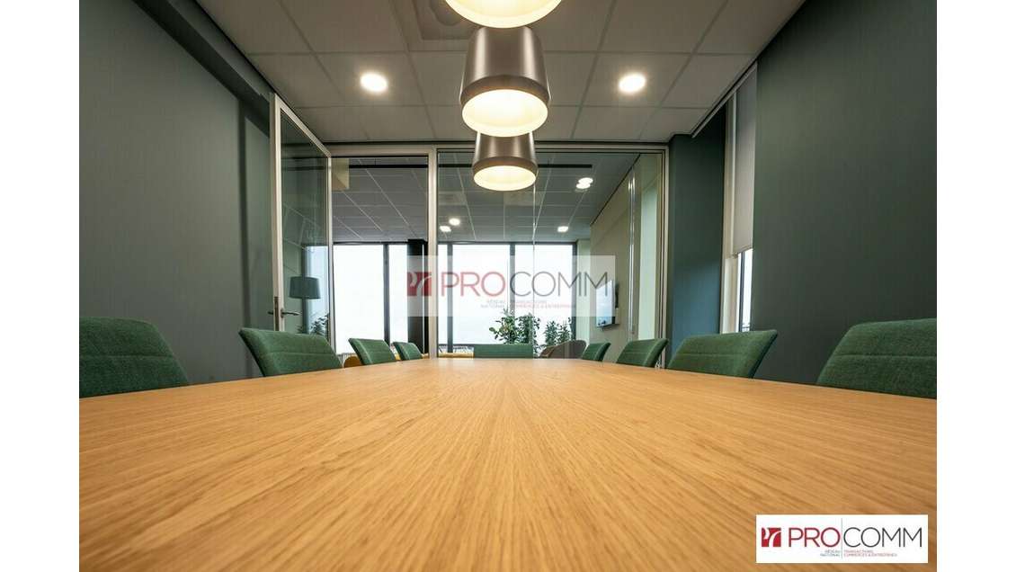 Bureaux de 39m² à louer au 2ème étage à Chartres 