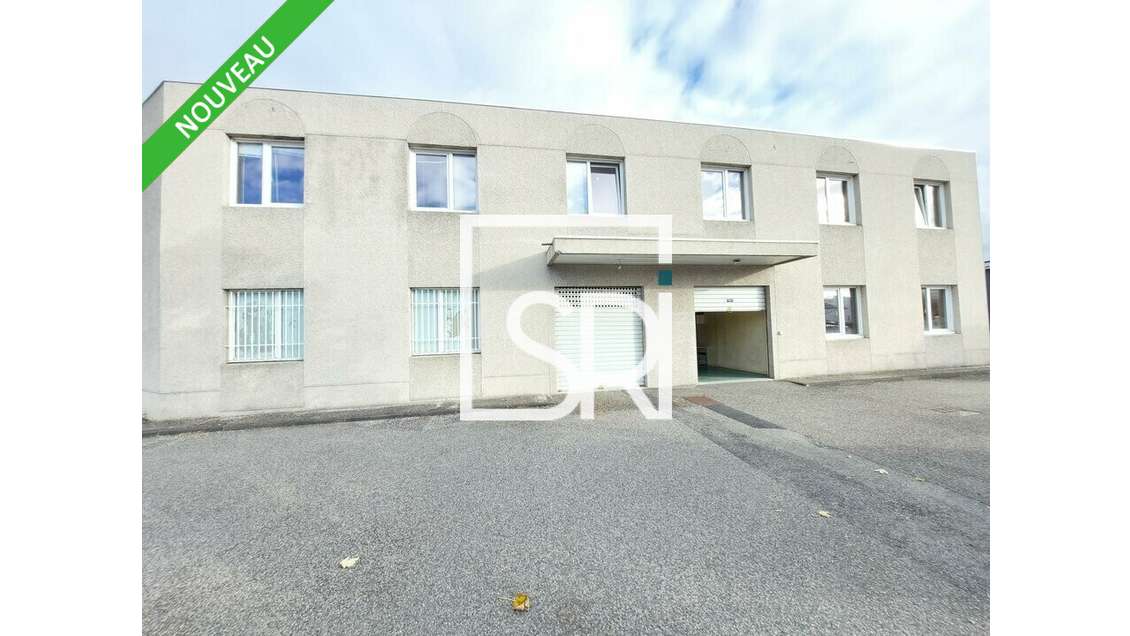 Loue bureaux 106m² au 1er étage Clermont Ferrand 