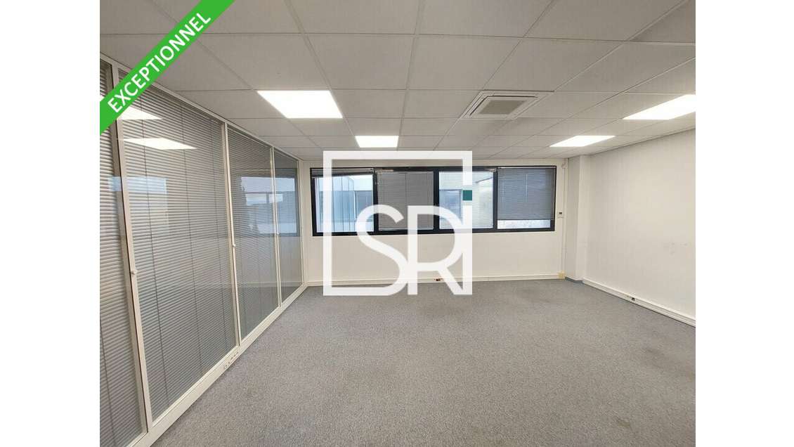 Bureaux 389m² à louer à Clermont Ferrand Pardieu