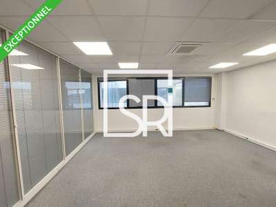 Bureaux 389m² à louer à Clermont Ferrand Pardieu