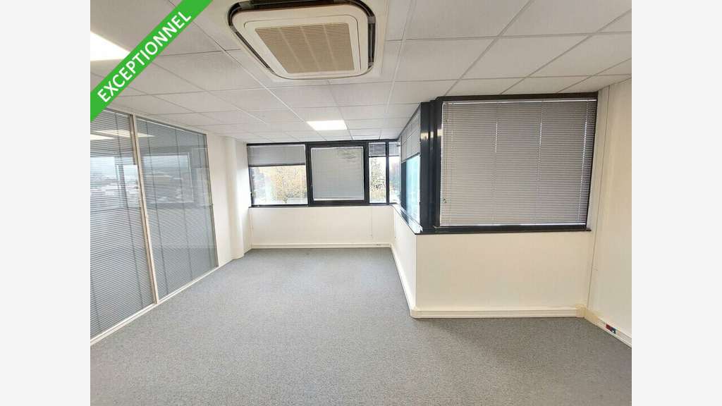 Bureaux 389m² à louer à Clermont Ferrand Pardieu