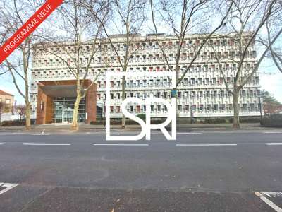 A louer bureaux 4700 m² Clermont-Ferrand empl n°1