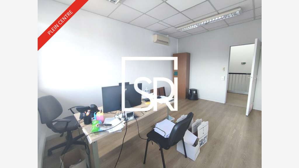 A louer bureaux de 12 à 21 m² à Clermont-Ferrand