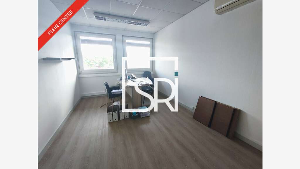 A louer bureaux de 12 à 21 m² à Clermont-Ferrand