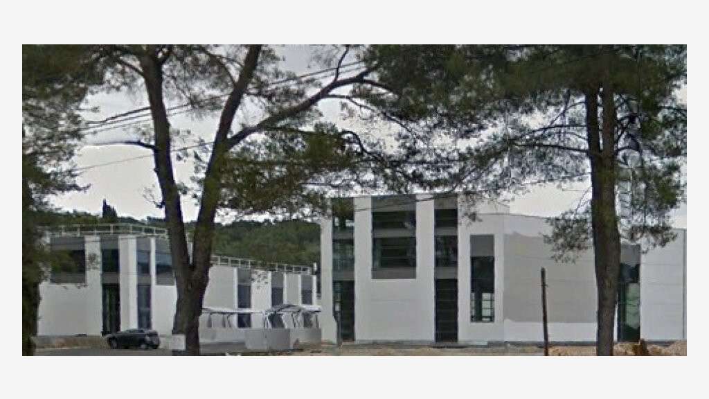 Location commerce 285m² à Mougins