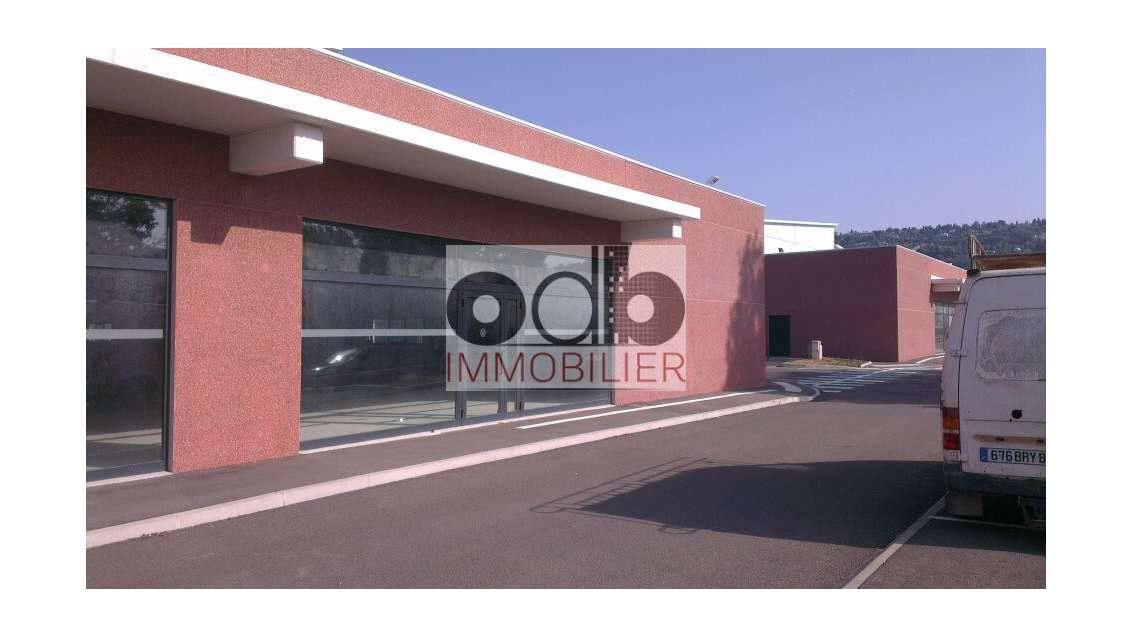 Commerce à louer ZAC Montauroux 