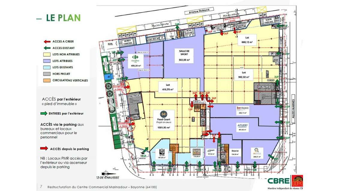 A louer local 716m² à Bayonne Allées Marines