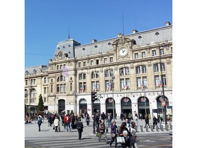 Location Locaux commerciaux - Boutiques à Paris 9e