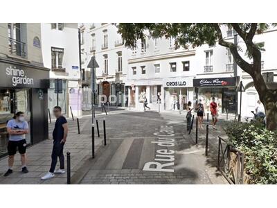 Location Locaux commerciaux - Boutiques à Paris 2e