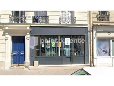Location Locaux commerciaux - Boutiques à Paris 11e