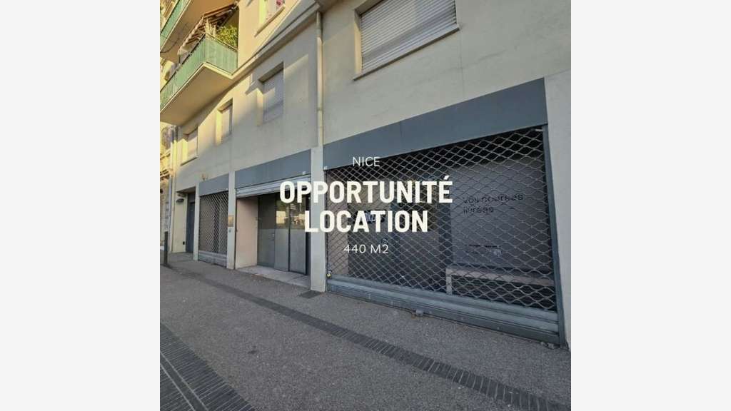 Location commerciale pure 440m² à Nice Garibaldi 