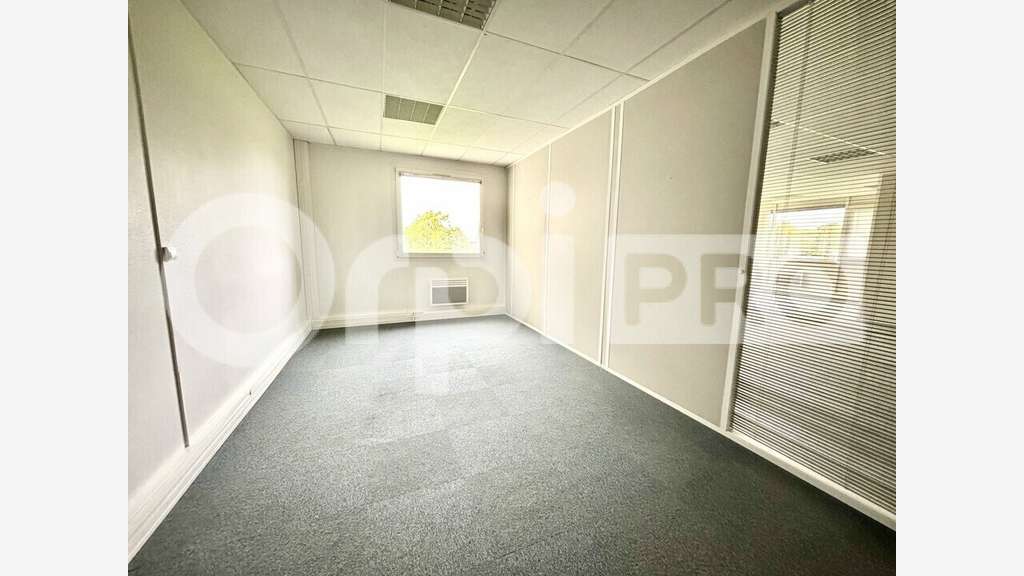 A louer bureaux 116m² à Compiègne ZAC de Mercières