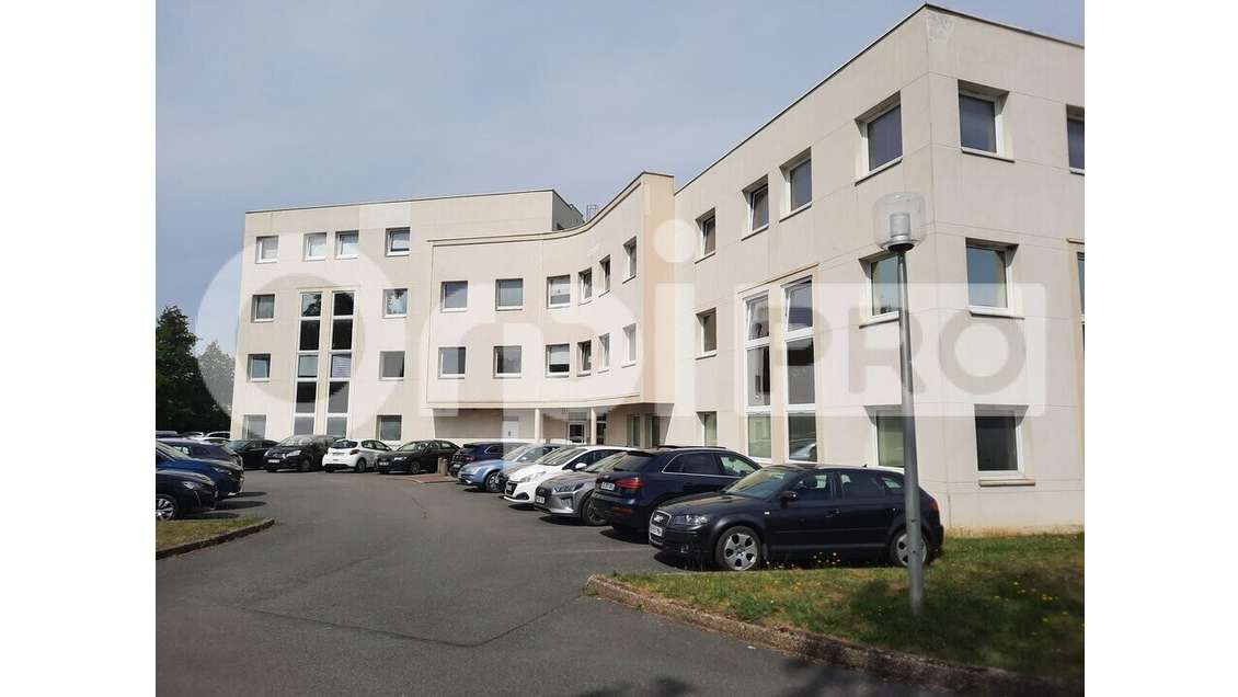 A louer bureaux 116m² à Compiègne ZAC de Mercières