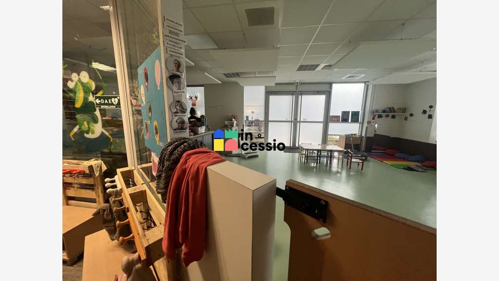 A louer crèche 367m² Le Mans gare TGV Novaxis