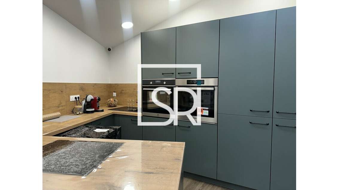 A louer local commercial 90m² Cusset empla strat