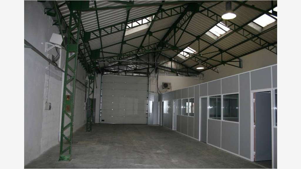 A louer local 282m² à Vénissieux Chemin du Génie