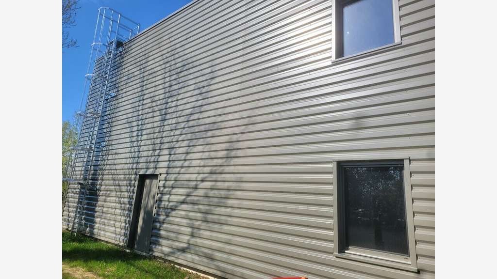 A louer entrepôt  515m² à Trévoux
