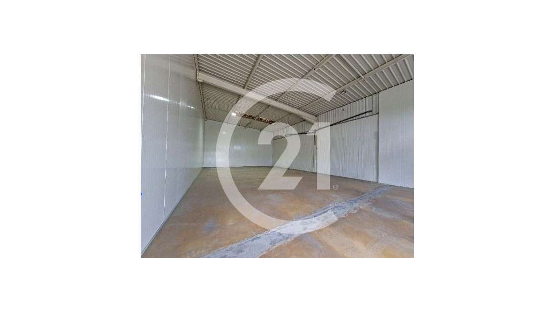 A louer entrepôts sur la zone Rovaltain à Valence