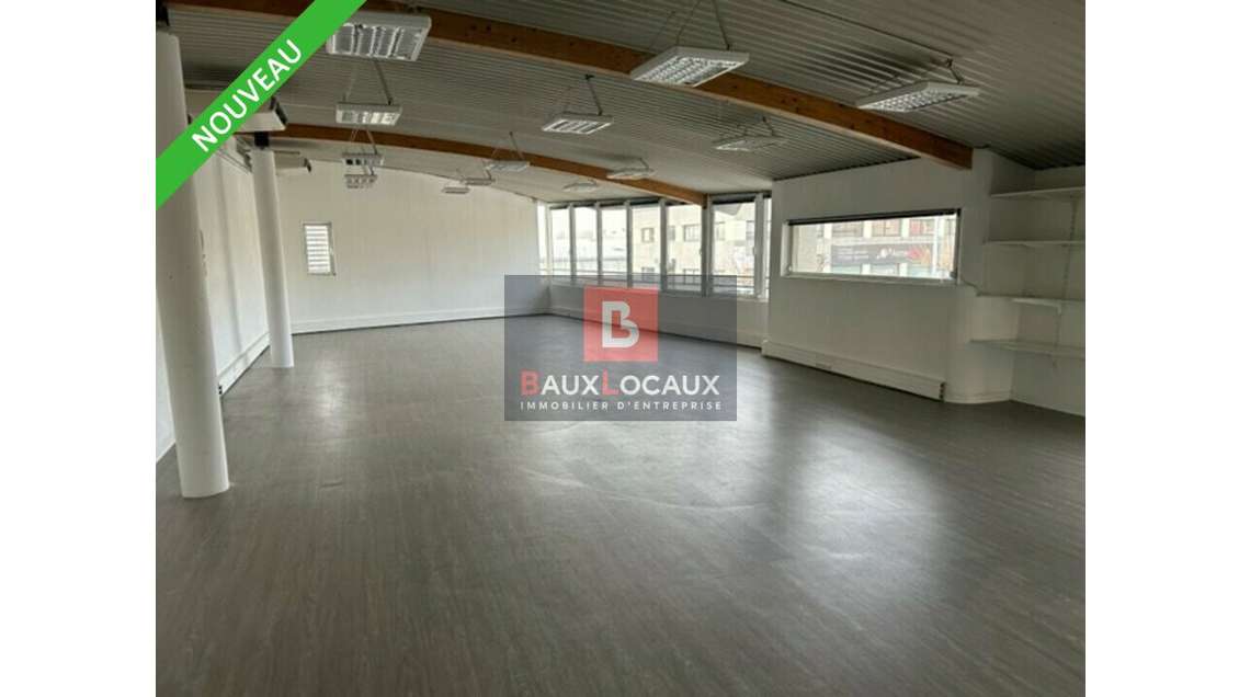 Bureaux 167m² + parkings à louer en ZI à Eguilles