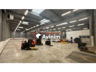 Location Locaux d'activités - Entrepôts à Lisses