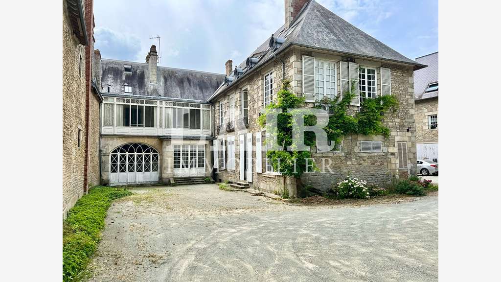 A louer bureaux bon standing 141m² à Alençon
