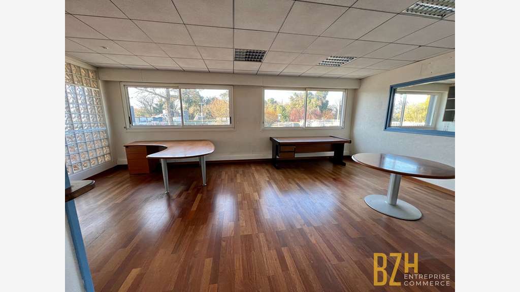Ensemble de bureaux 120m² à louer à Lorient