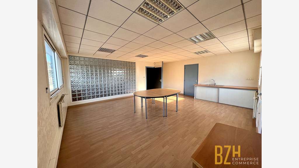 Ensemble de bureaux 120m² à louer à Lorient