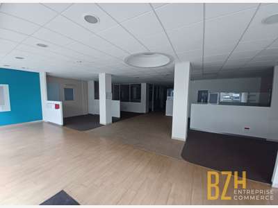 A louer plateau de bureaux 302m² à Lorient