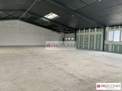 A louer entrepôt 240m² proche autoroute à Chartres
